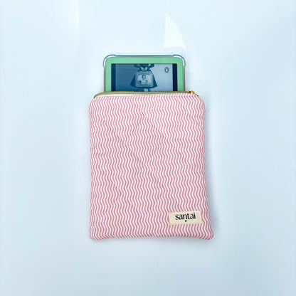Sakura E-Reader Sleeve